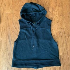 Jessica Simpson Sweater